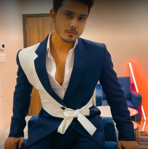 Basics N Offbeat Parhak Boutiq