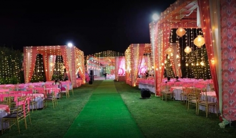 Ashu Flower Decorator