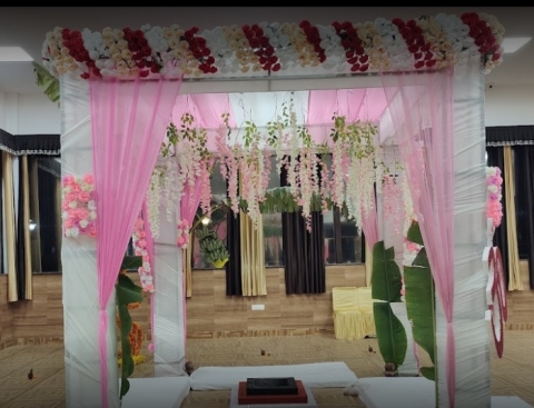 Ashu Flower Decorator