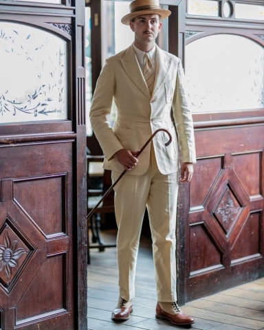 Bajaj Cloth Centre The Raymond