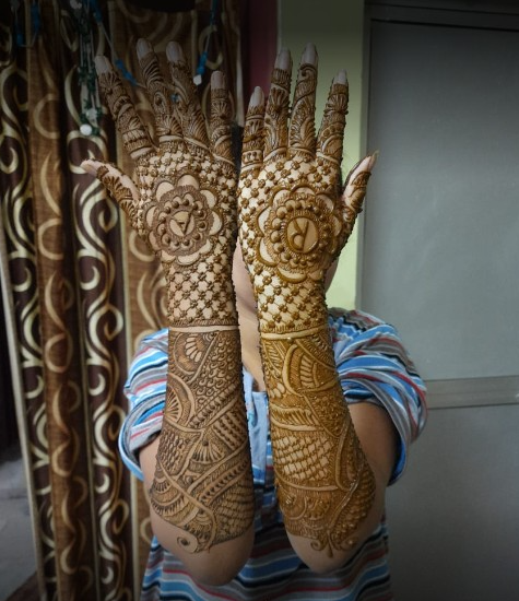 Hathphool Dulhan Mehendi Design Service at best price in Gurgaon | ID:  7272237148