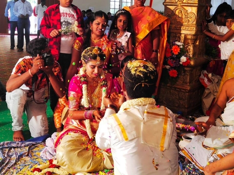 Seventz - We Create Memories	