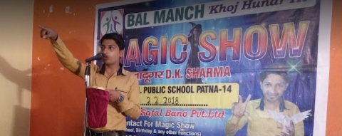 Magician D K Sharma