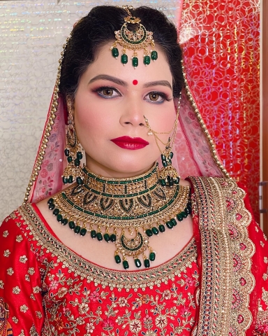 Embellish Makeup Studio N Salo