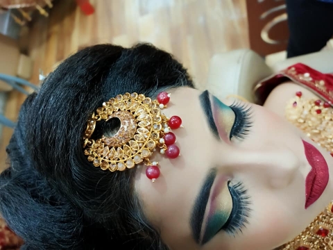 Meenakshi Makeup Studio