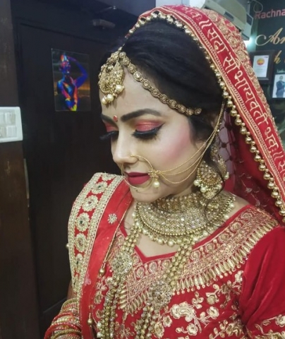 Heavens Beauty Parlour