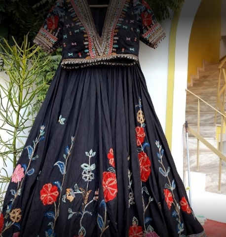 Attraqtive By Divya Bansal