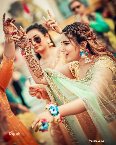 Dipak Studios Wedding Photogra