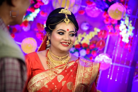 Dynamic Frames Photography