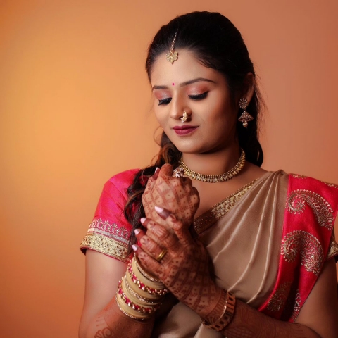 Krishna Photo Studio