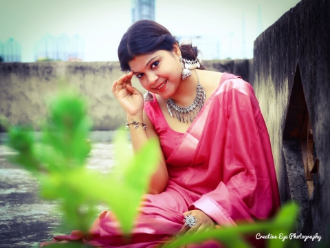 Creative Eyes Photography	