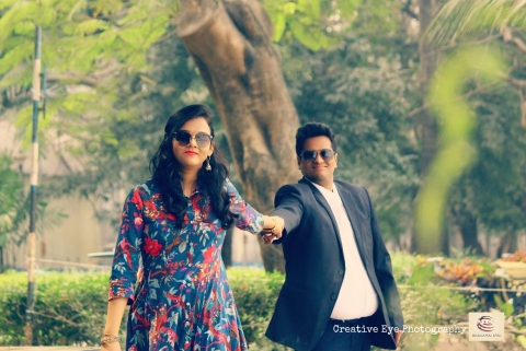 Creative Eyes Photography	