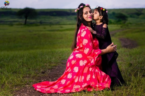 Elicit Pictorial Movie Product