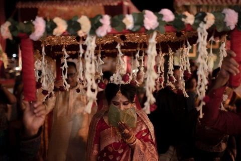 Canvas Capturing Souls