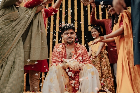 Oishorzou - The Wedding Frame