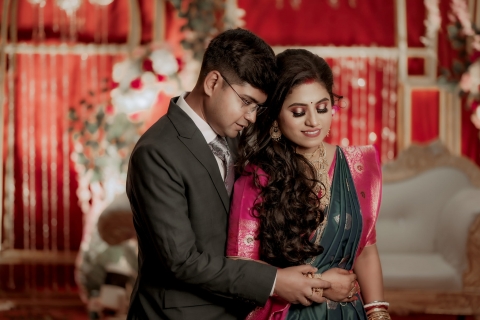 Oishorzou - The Wedding Frame